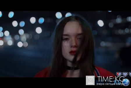 Серебро сломана клип. Серебро сломана. Группа серебро. Мы разбегаемся по делам. Из клипа серебро.