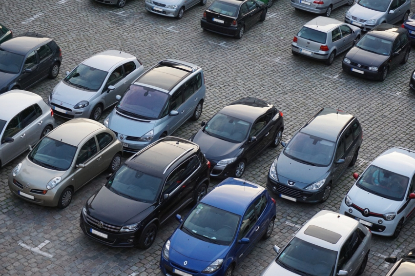 В Тюмени предлагают купить автомобили по цене новой Lada Granta