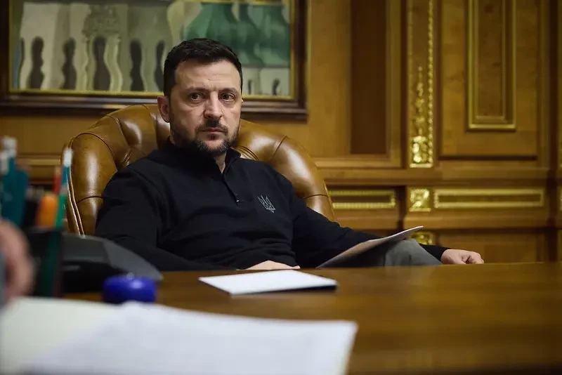 «Поддержка демократии провалилась»: Рада не поддержала продление президентских полномочий Зеленского