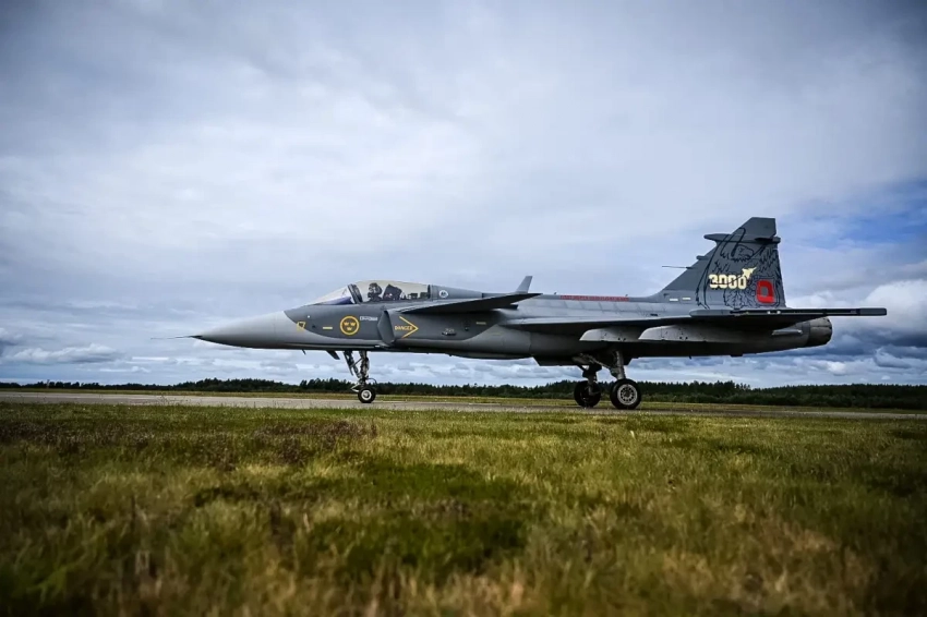 Мечтать не вредно: шведы вспомнили о ядерном оружии