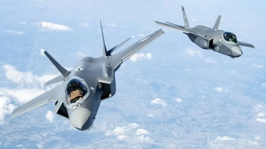 «Ключевой нападающий в воздушном бою»: истребитель F-35 доведут до стандарта «пятое поколение плюс»