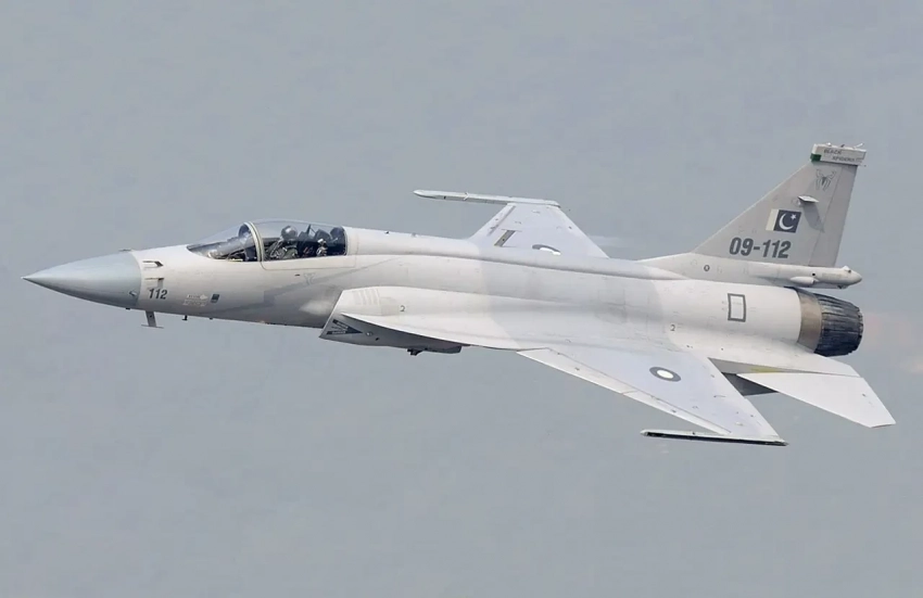 Пакистанские военные заявляют, что с помощью истребителя JF-17 «до начала перемирия» якобы удалось уничтожить ЗРК С-400 ВС Индии