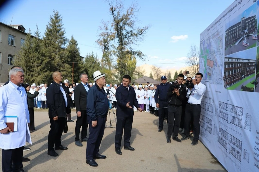 На строительство нового здания роддома Нарынской облбольницы выделили 269 млн сомов