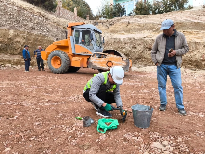 В Чолпон-Ате проверили качество грунта под строительство нового жилкомплекса