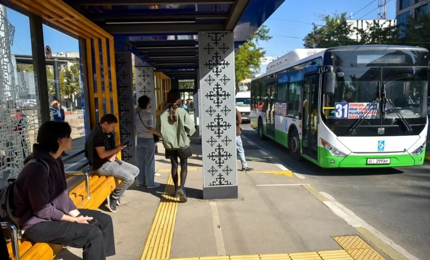 Названы причины вечерних задержек автобусов в Бишкеке