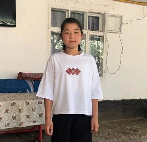 В Бишкеке разыскивают 14-летнюю Даткайым Камчыбекову