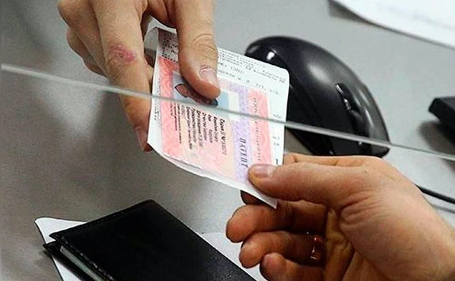 В России с начала года аннулировали 60 000 трудовых патентов мигрантов