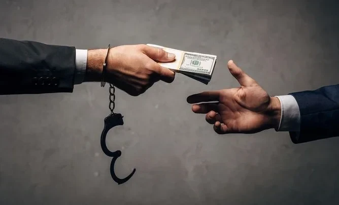 Борьба с коррупцией: за 5 лет государству возвращено 300 млрд сомов