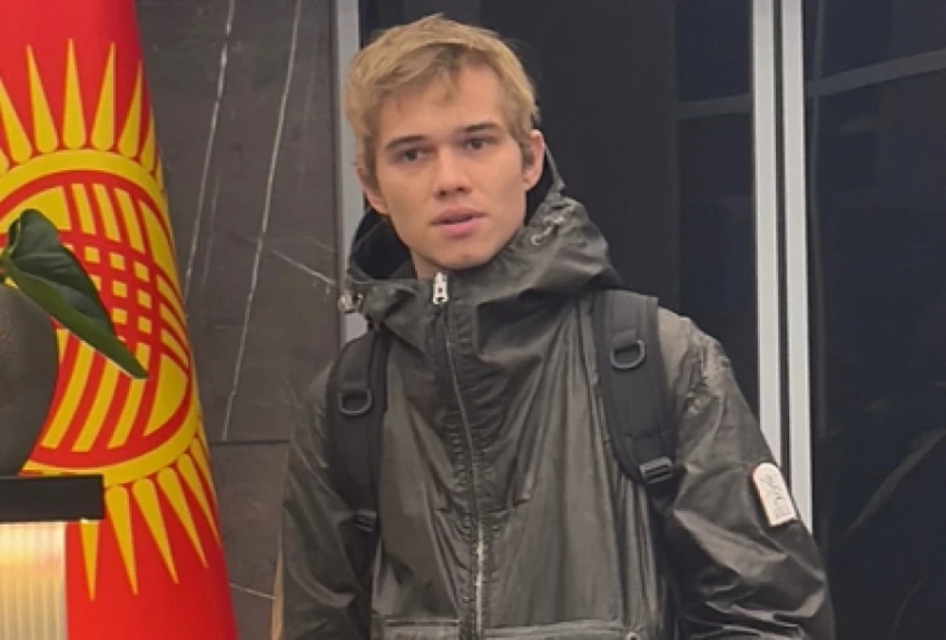 Мимоходом или в гости? Рузиль Минекаев замечен в аэропорту «Манас»