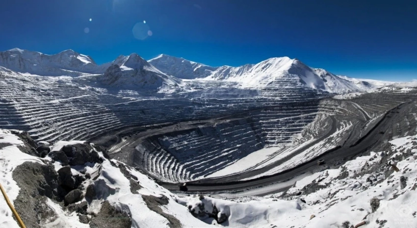 За 10 месяцев "Кумтор" заработал 80 млрд сомов