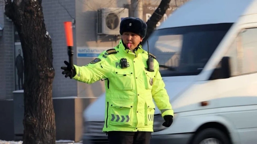 Сотрудники ГУОБДД несут службу в усиленном режиме