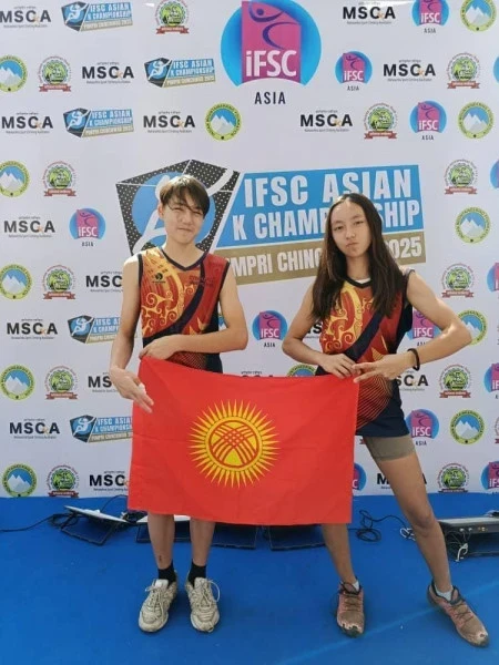 Юные скалолазы Бишкека выступили на чемпионате Азии KIDS 2025 в Индии