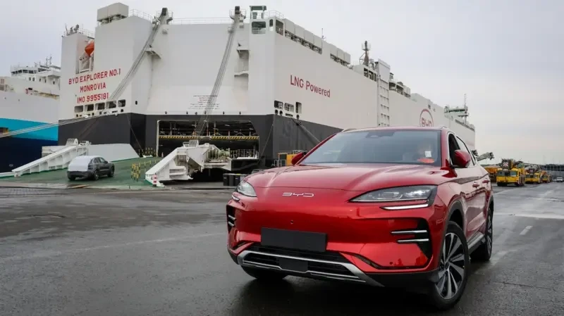 Автоэлектрик научил выявлять ошибки в машине: для этого нужны только педали