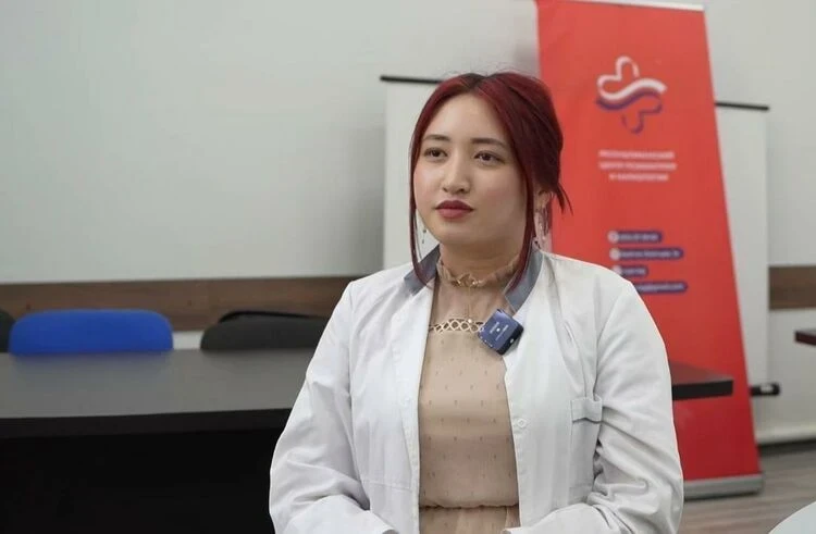 «Синдром Гринча»: психолог объясняет, как справиться с хандрой перед Новым годом