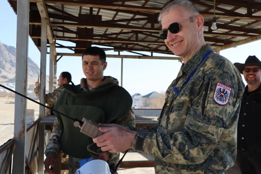 Пограничников Кыргызстана подготовили к противодействию взрывным угрозам