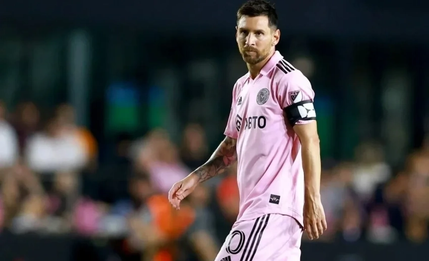 Фанаты устроили погром после сорванного выхода Лионеля Месси в Индии