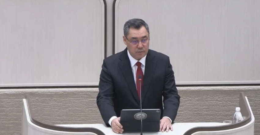 Президент попросил депутатов не пытаться устраивать на работу знакомых и родственников