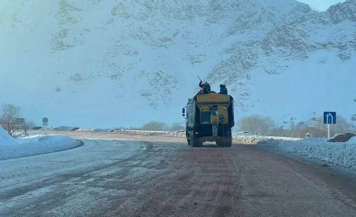 Дороги на перевалах республики расчищены и открыты для движения