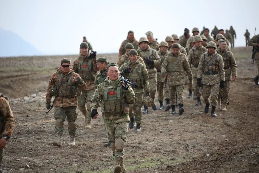 Армия Кыргызстана опустилась на 109-е место, пропустив вперед соседей по ЦА