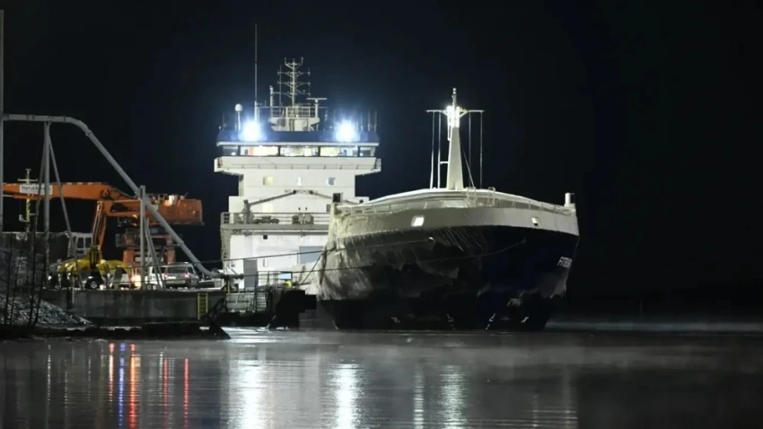 В Финляндии задержали судно из России из-за повреждения кабелей