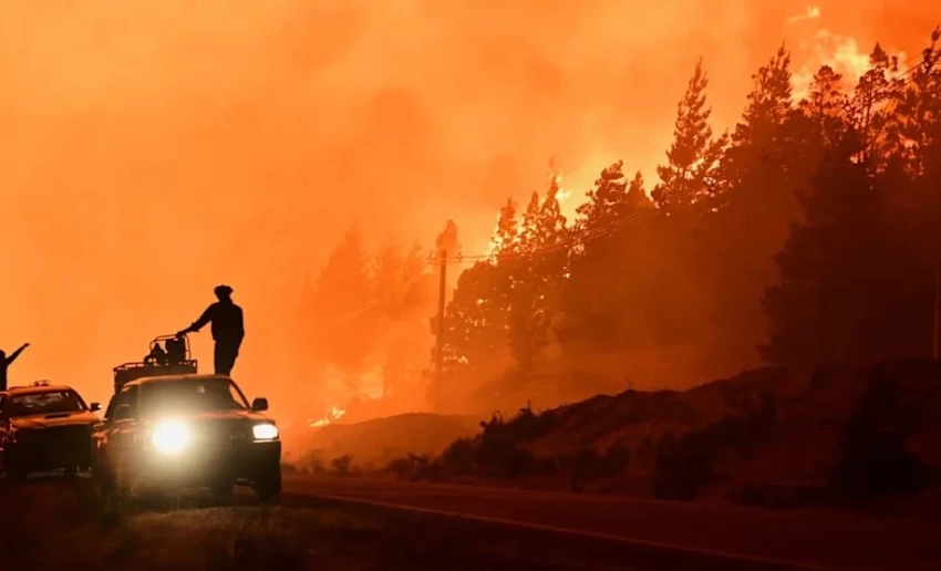 В Аргентине из-за лесных пожаров эвакуированы тысячи туристов