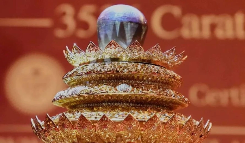 Самый большой сапфир в мире нашли на Шри-Ланке — 3 тысячи 563 карата