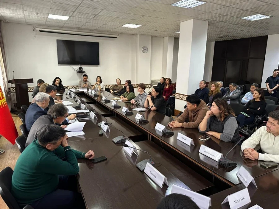 Кафе и рестораны пообещали «оптимизировать» цены на блюда, но только те, что с самовывозом