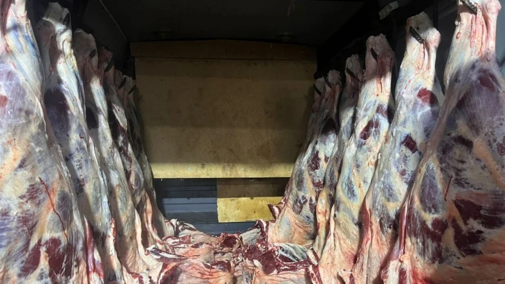 "Работает с трех ночи". Бишкекчанам напомнили о новой точке оптовой продажи мяса