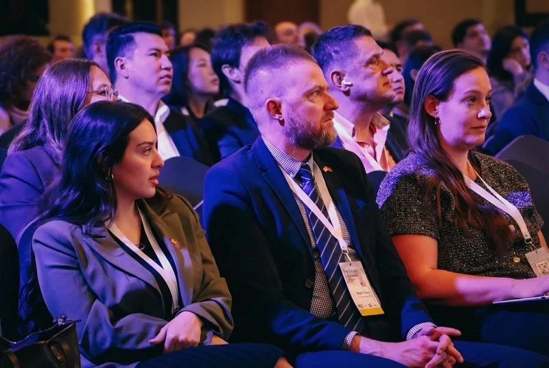 Беназир Нурланова озвучила статистику бизнес-форума B5+1