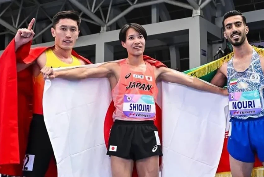 Кыргызстанец Нурсултан Кенешбеков завоевал серебро на чемпионате Азии