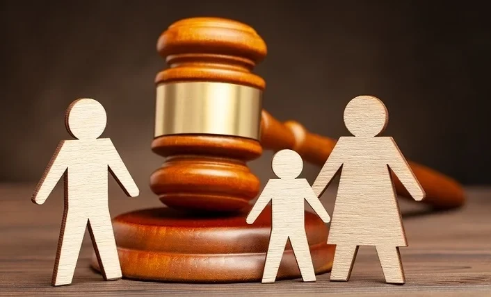 В Оше взыскали почти 873 тысячи сомов алиментов на троих детей