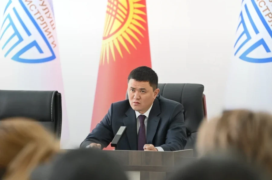 Жилкомплексы "Кудайберген" и "Шопоков" передали Минстрою