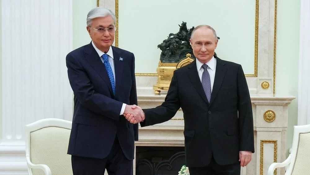 Путин в мае посетит Казахстан