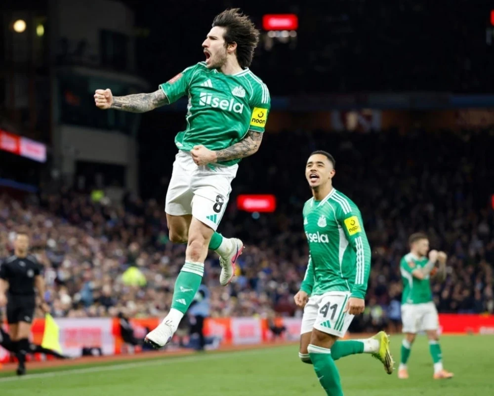 "Ньюкасл Юнайтед" выбил "Астон Виллу" из Кубка Англии