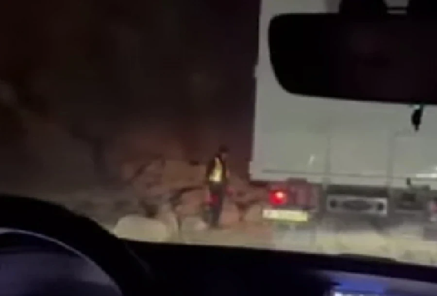 Камнепад на трассе Бишкек — Ош: есть жертвы