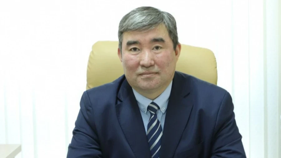 Эрмек Омуралиев назначен послом в Италии и представителем КР в ряде организаций ООН