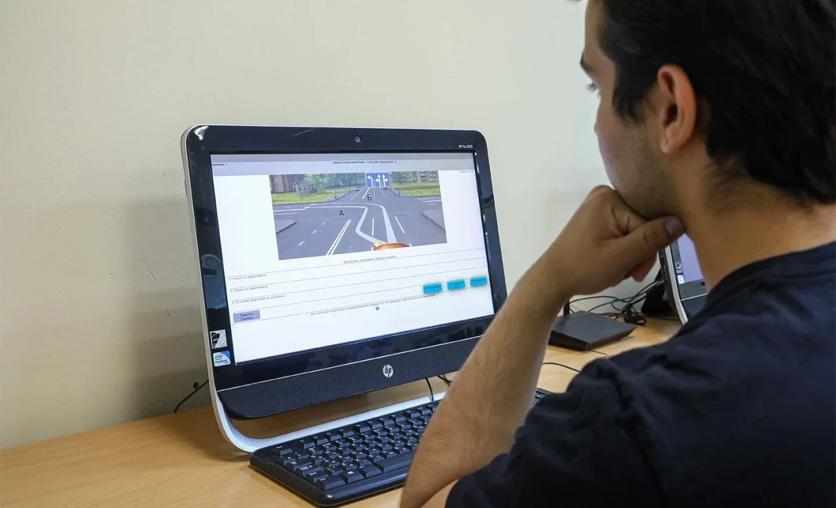 Лучшим курсантам автошкол в КР разрешат сдавать экзамен через 4 месяца