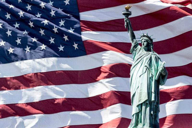 США планируют создать альтернативный торговый маршрут, минуя Россию и Китай