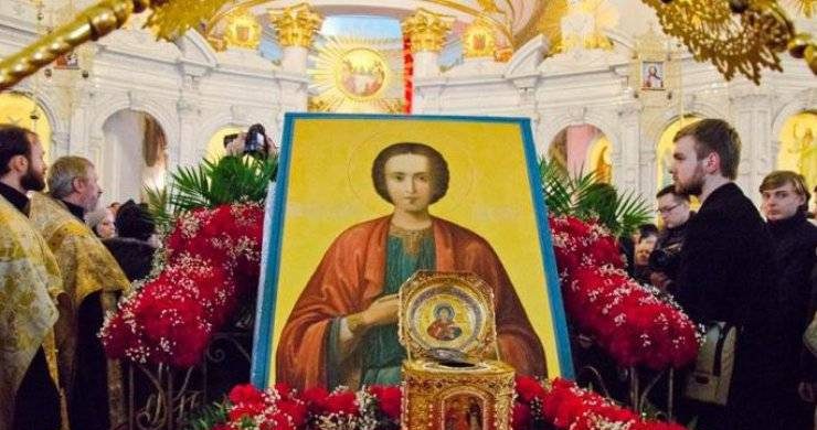День памяти святого Пантелеимона отмечает православная церковь 9 августа 2024 года