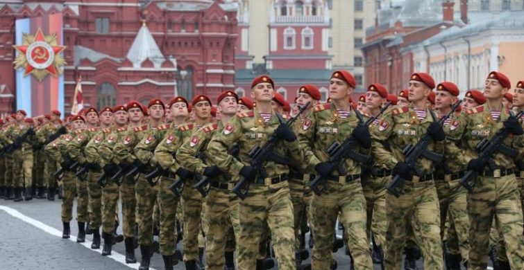 В День нацгвардии России 27 марта 2024 года принято отправлять открытки, поздравления, смс